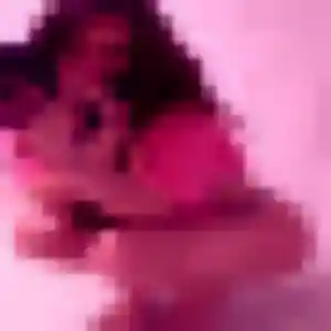 Sandy, 23 ans, connectée à Maen Roch pour une rencontre coquine