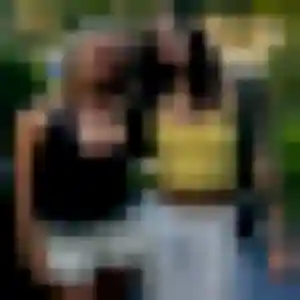 Rencontre Mawusi, 22 ans à Malemort gratuitement