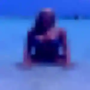 Photo sexy de Upendo, 31 ans à Marcilloles - plan discret
