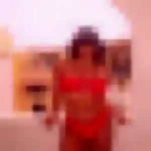 Faustine, 28 ans, dispo pour rencontre adulte à Marcilly-la-Campagne