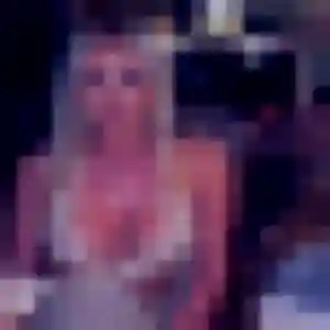 Codou, 35 ans, connectée à Mareau-aux-Prés pour une rencontre coquine