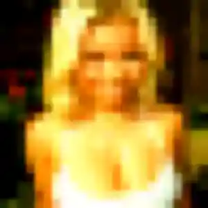 Sexy Isatou, 29 ans à Mareuil-la-Motte - découvrir son profil