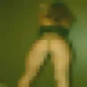 Nyambura de Marignane, 39 ans - rencontre adulte discret