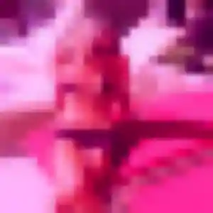 Oluchi, 32 ans, en ligne à Maurepas pour une rencontre coquine