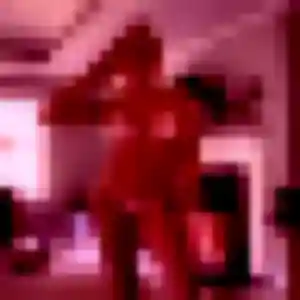 Photo de Njeri à Mauzac-et-Grand-Castang (45 ans) - rencontre adulte anonyme