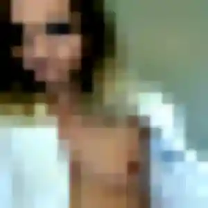 Zineb, 25 ans, en ligne à Mercurey pour une rencontre coquine