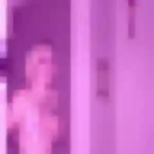 Nicole, 19 ans, en ligne à Métabief pour une rencontre coquine