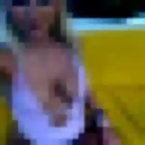 rencontre adulte à Moliens : photo de Folake, 19 ans - sans engagement