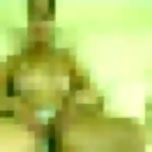 Téning, fille de 19 ans propose rencontre adulte à Monclar