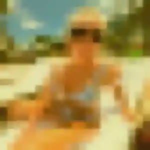 Photo exclusive de Saly, 29 ans à Moncrabeau - plan discret