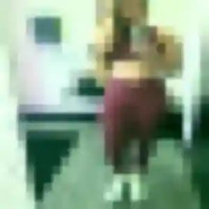 Charmante Adja, 25 ans à Montacher-Villegardin - voir sa photo