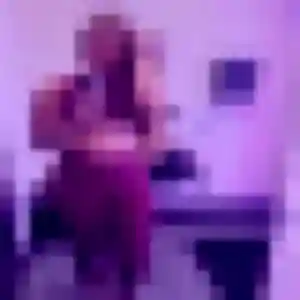 Adja, fille de 20 ans propose rencontre adulte à Montaigu
