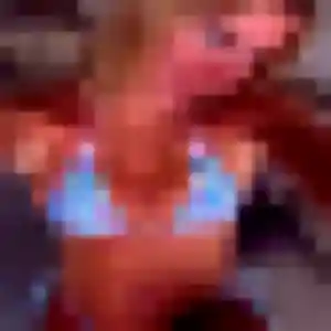 Linda, 19 ans, cherche un rencontre adulte à Monte