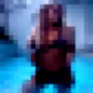 Lina, 23 ans, disponible à Montebourg pour un rencontre adulte