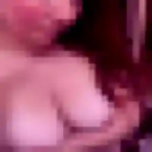 Kumba, fille de 19 ans cherche rencontre adulte à Montélier