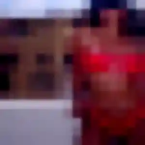 Faustine (24 ans) à Montville attend une rencontre aujourd'hui