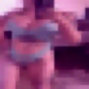 Bintou (33 ans) à Moulle attend un rencontre adulte rapidement