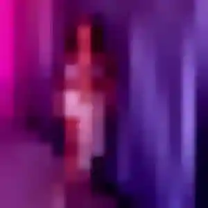Charmante Leïla, 42 ans à Mours - la contacter