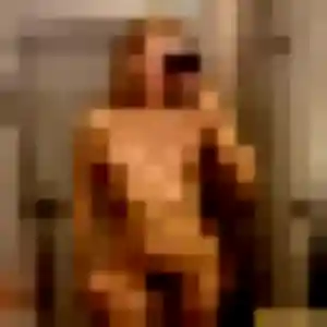 Photo de Élise à Mouzay (26 ans) - rencontre adulte anonyme