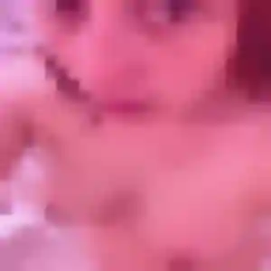 Photo exclusive de Dado, 40 ans à Muel - plan discret