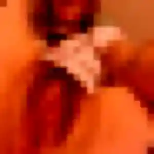 Rencontre Isis, 26 ans à Muzy en t'inscrivant
