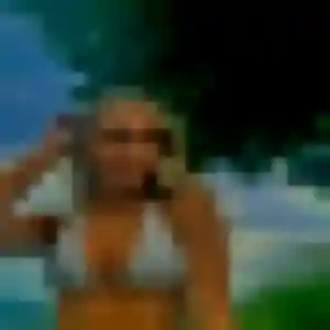 Eugénie, 33 ans, en ligne à Neauphlette pour un rencontre adulte