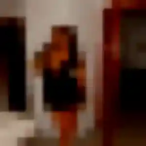 Charmante Cassandra, 35 ans à Neuvic-Entier - voir sa photo