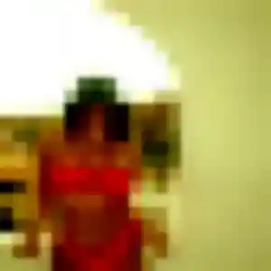 Ngoné, femme de 32 ans veut rencontre adulte à Neuville-Saint-Rémy