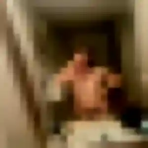 Photo privée de Josiane, 33 ans à Neuville-sur-Ain - rencontre coquine