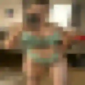 Issa, femme de 24 ans propose rencontre adulte à Neydens