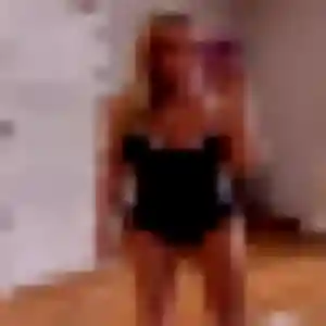 rencontre adulte à Nouilly : photo de Adaora, 25 ans - sans engagement