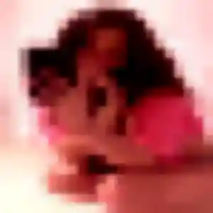 Découvre Touty, 29 ans à Offemont gratuitement