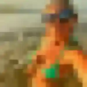 Contacte Uchenna, 19 ans à Oppède en t'inscrivant