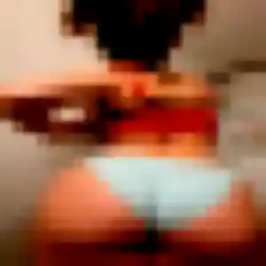 Photo privée de Atieno, 36 ans à Orbec - plan discret
