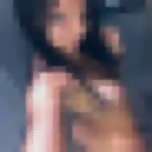Photo privée de Joy, 23 ans à Oulins - plan discret