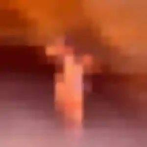 Contacte Mariam, 28 ans à Pact en privé