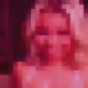 Delphine, 30 ans, en ligne à Parignargues pour un rencontre adulte