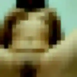 Rejoins Faustine, 39 ans à Paron en t'inscrivant