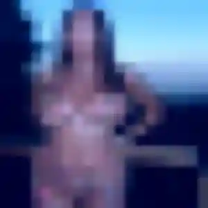rencontre adulte à Payns : photo de Capucine, 33 ans - accès libre