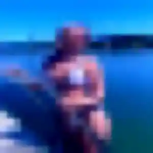 Michèle de Peillon, 23 ans - rencontre adulte en toute liberté