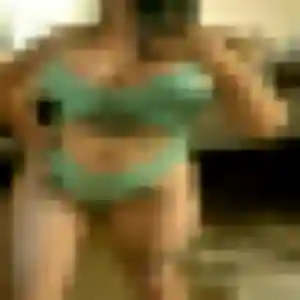 Mégane, 40 ans, disponible à Péronnas pour une rencontre coquine