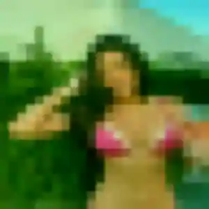 Issa, 28 ans, connectée à Phalempin pour un rencontre adulte