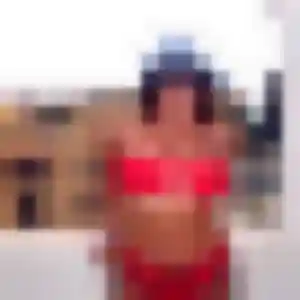 Découvre Joy, 26 ans à Pierres en privé