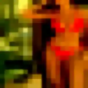 Adama, 32 ans, connectée à Pieusse pour une rencontre coquine