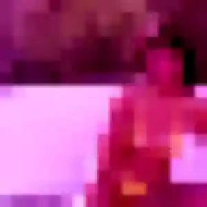 Découvre Comfort, 24 ans à Plerguer en privé