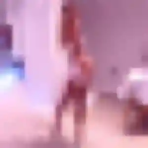Ndèye, femme de 19 ans cherche rencontre adulte à Pleugueneuc