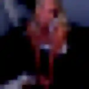 Evelyne, 35 ans, en ligne à Plougoumelen pour une rencontre coquine