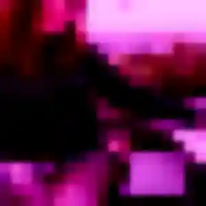 Adja, 19 ans, dispo pour rencontre adulte à Plouider