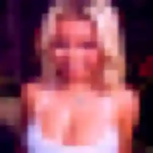 Olive de Plourhan, 22 ans - rencontre adulte sans lendemain