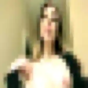 Efua de Pludual, 22 ans - rencontre adulte sans lendemain